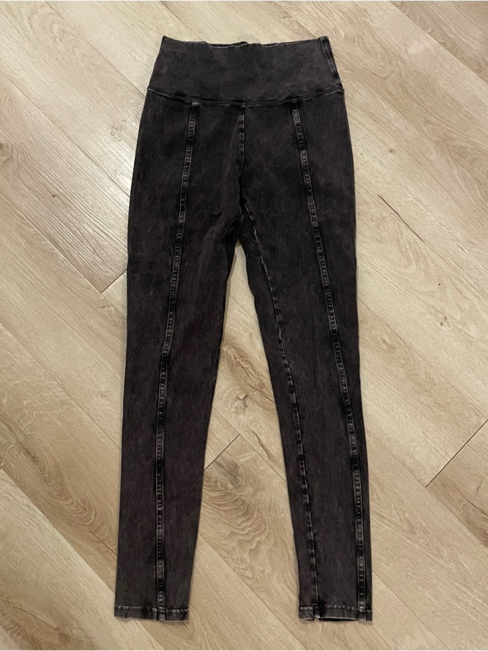 aerie Black High-Rise 7/8 Leggings with Seam Detail